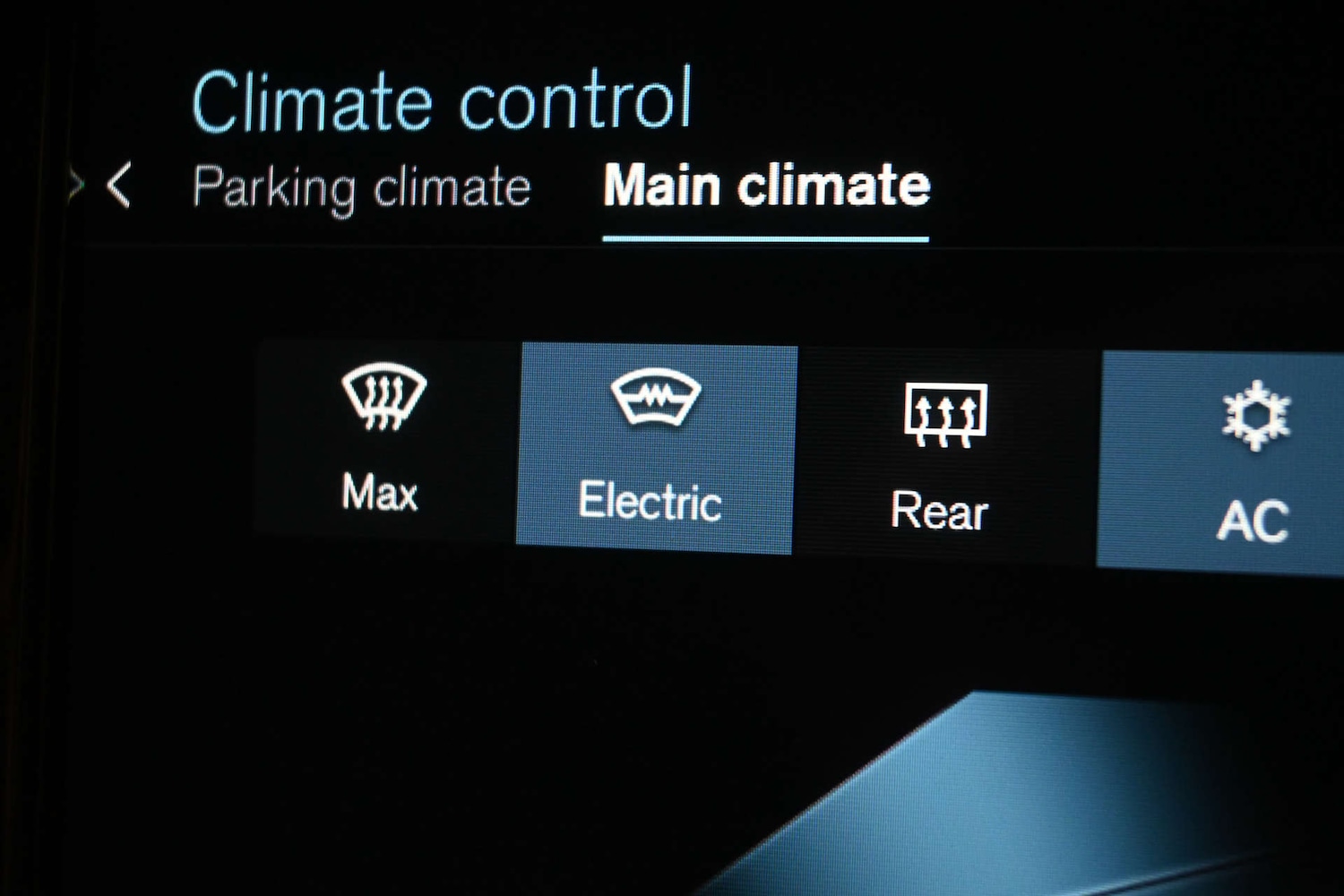 Used Volvo XC40 2021 for sale - 77749092: Photo 49