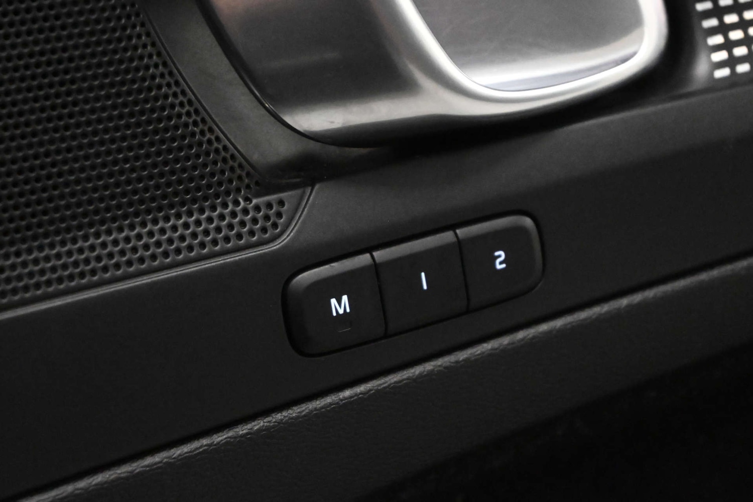 Used Volvo XC40 2021 for sale - 77749092: Photo 9