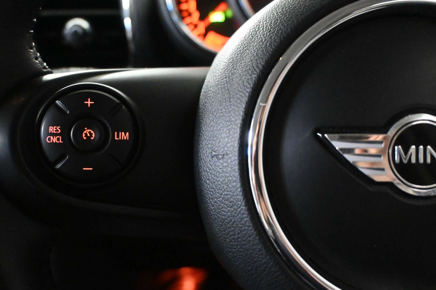 Used MINI Clubman 2017 for sale - 77891344: Photo 32