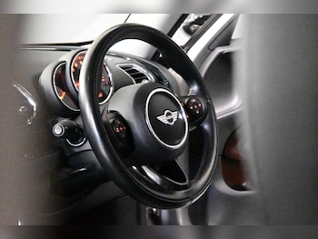 Used MINI Clubman 2017 for sale - 77891344: Photo