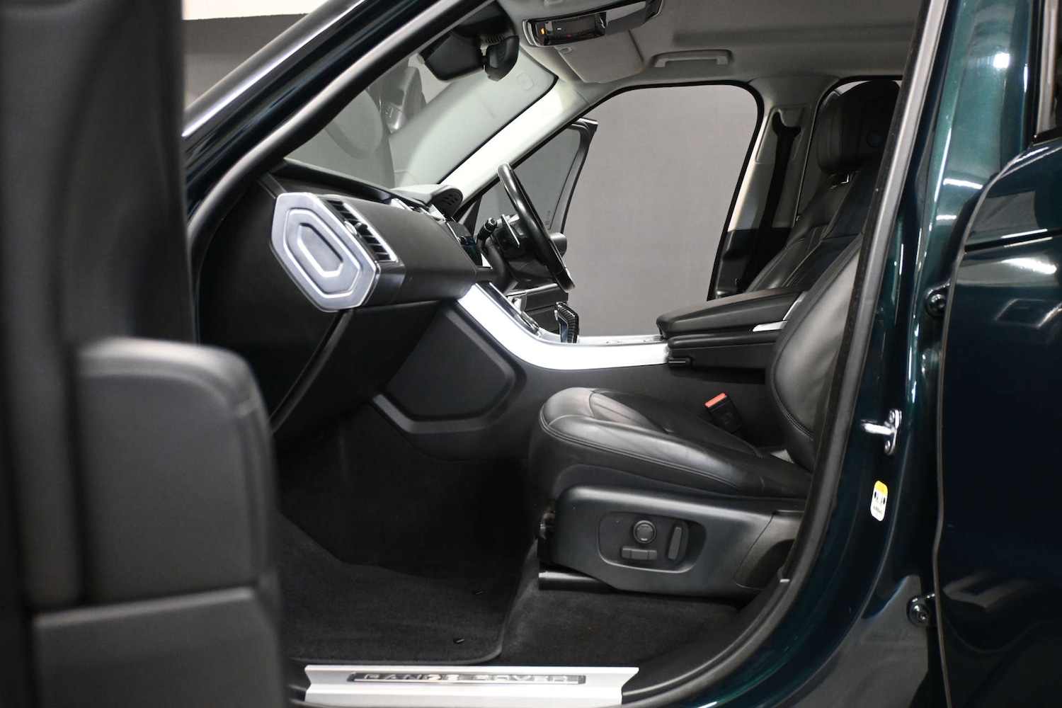 Used Land Rover Range Rover Sport 2020 for sale - 77735009: Photo 17