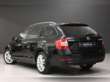 Used Skoda Octavia 2018 for sale - 79243560: Photo