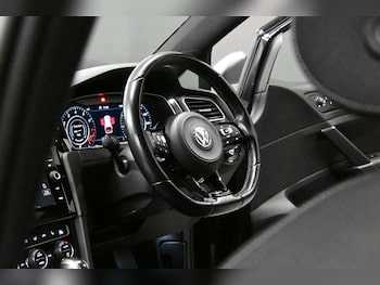 Used Volkswagen Golf 2020 for sale - 78620000: Photo
