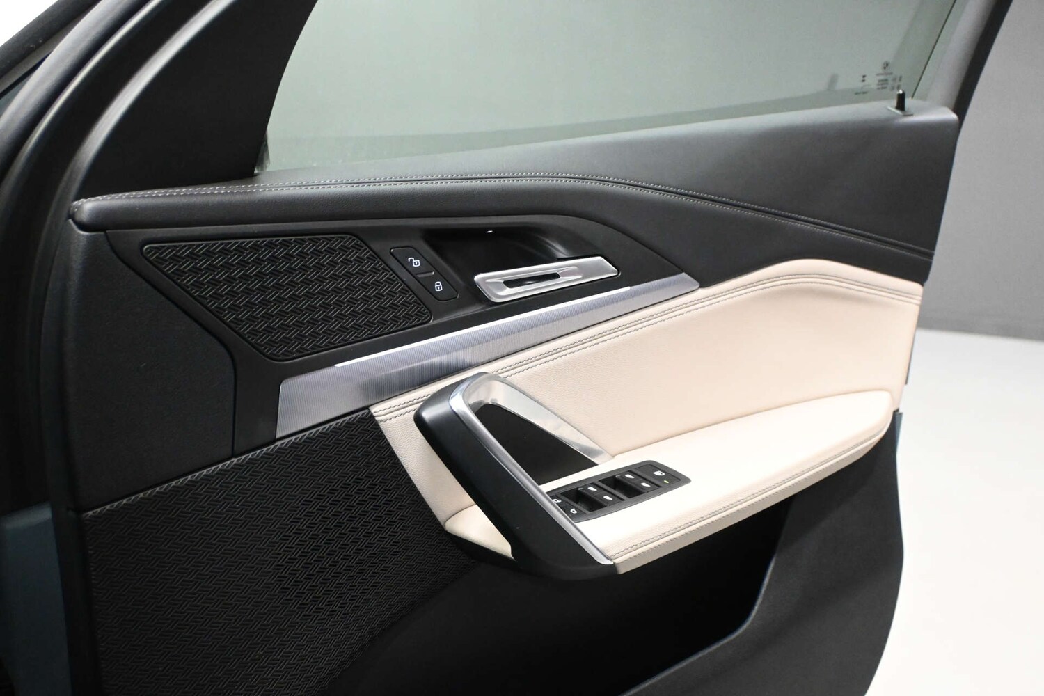 Used BMW iX1 2023 for sale - 78122988: Photo 35