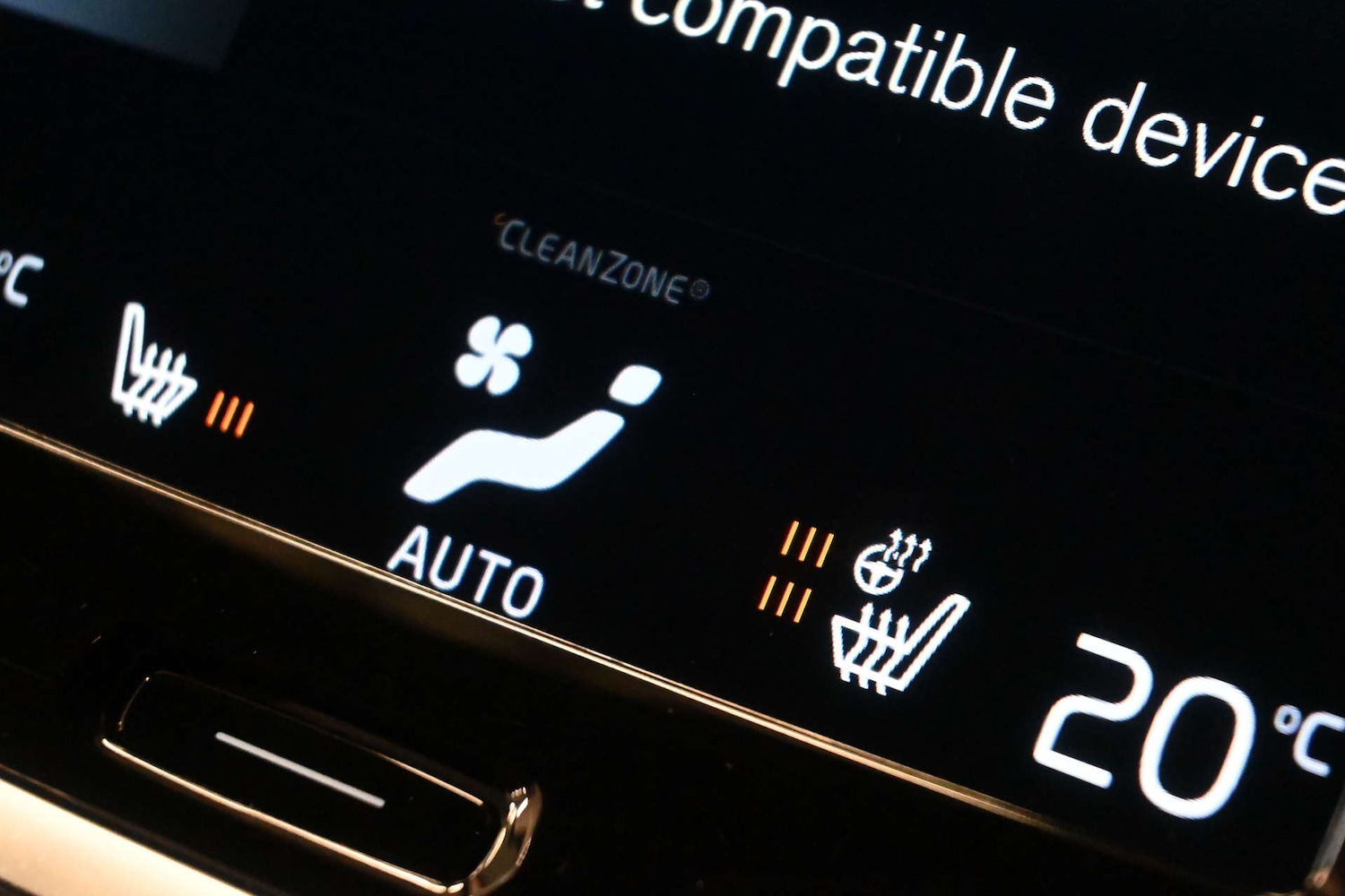 Used Volvo V60 2021 for sale - 77652970: Photo 13