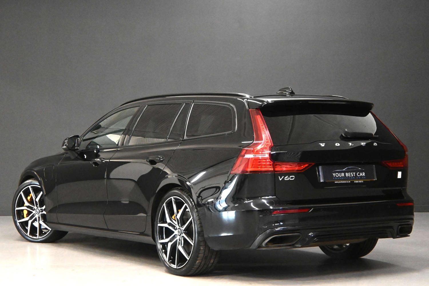 Used Volvo V60 2021 for sale - 77652970: Photo 2