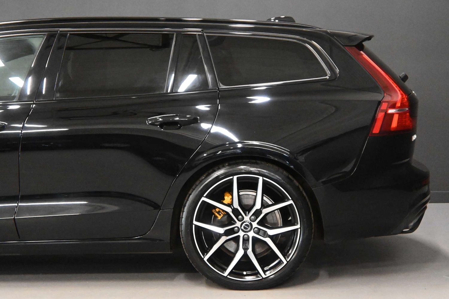 Used Volvo V60 2021 for sale - 77652970: Photo 20