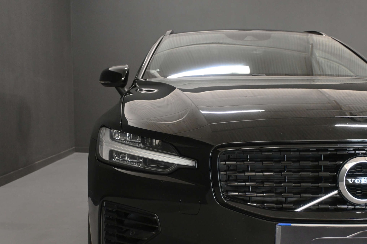 Used Volvo V60 2021 for sale - 77652970: Photo 35