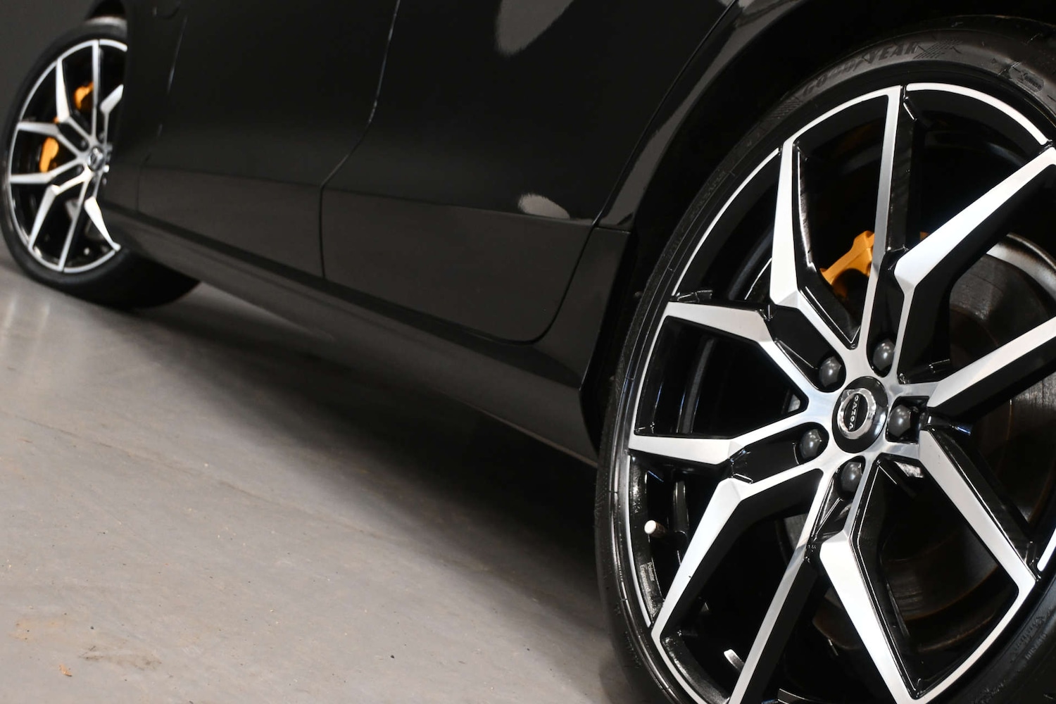 Used Volvo V60 2021 for sale - 77652970: Photo 41