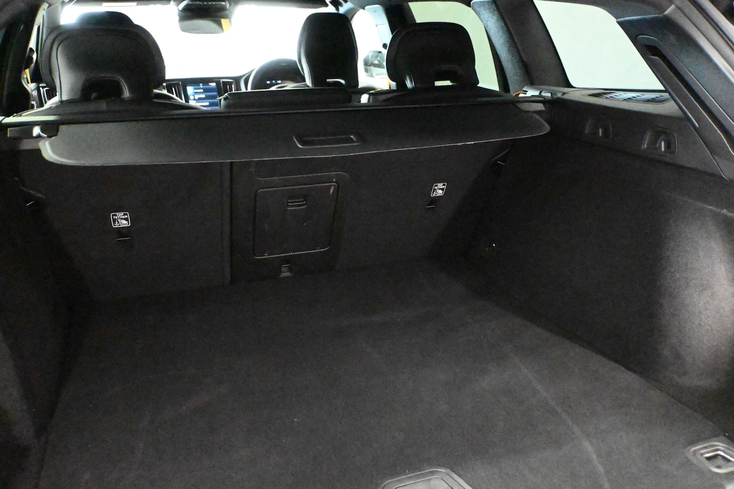 Used Volvo V60 2021 for sale - 77652970: Photo 53