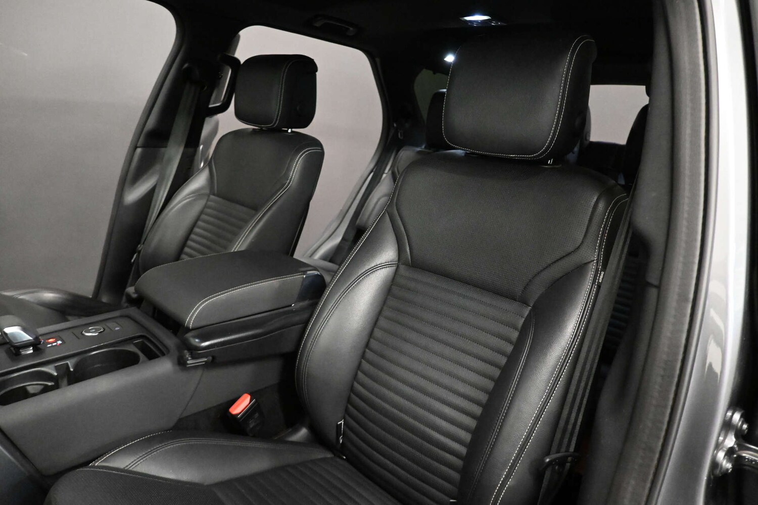 Used Land Rover Discovery 2021 for sale - 76710474: Photo 15