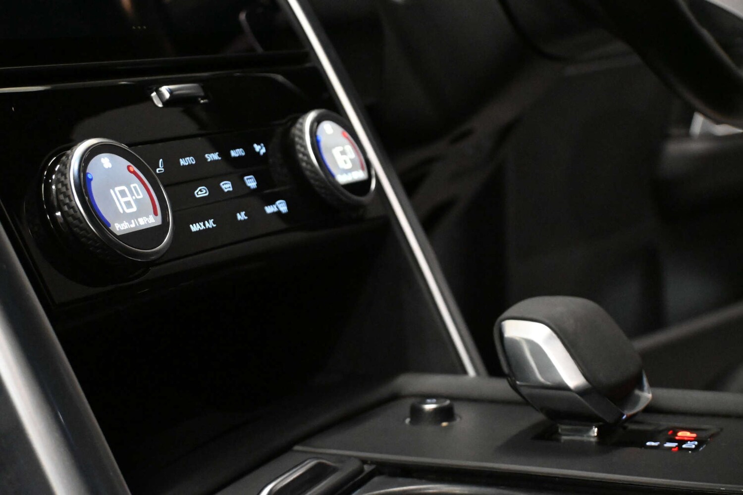 Used Land Rover Discovery 2021 for sale - 76710474: Photo 42