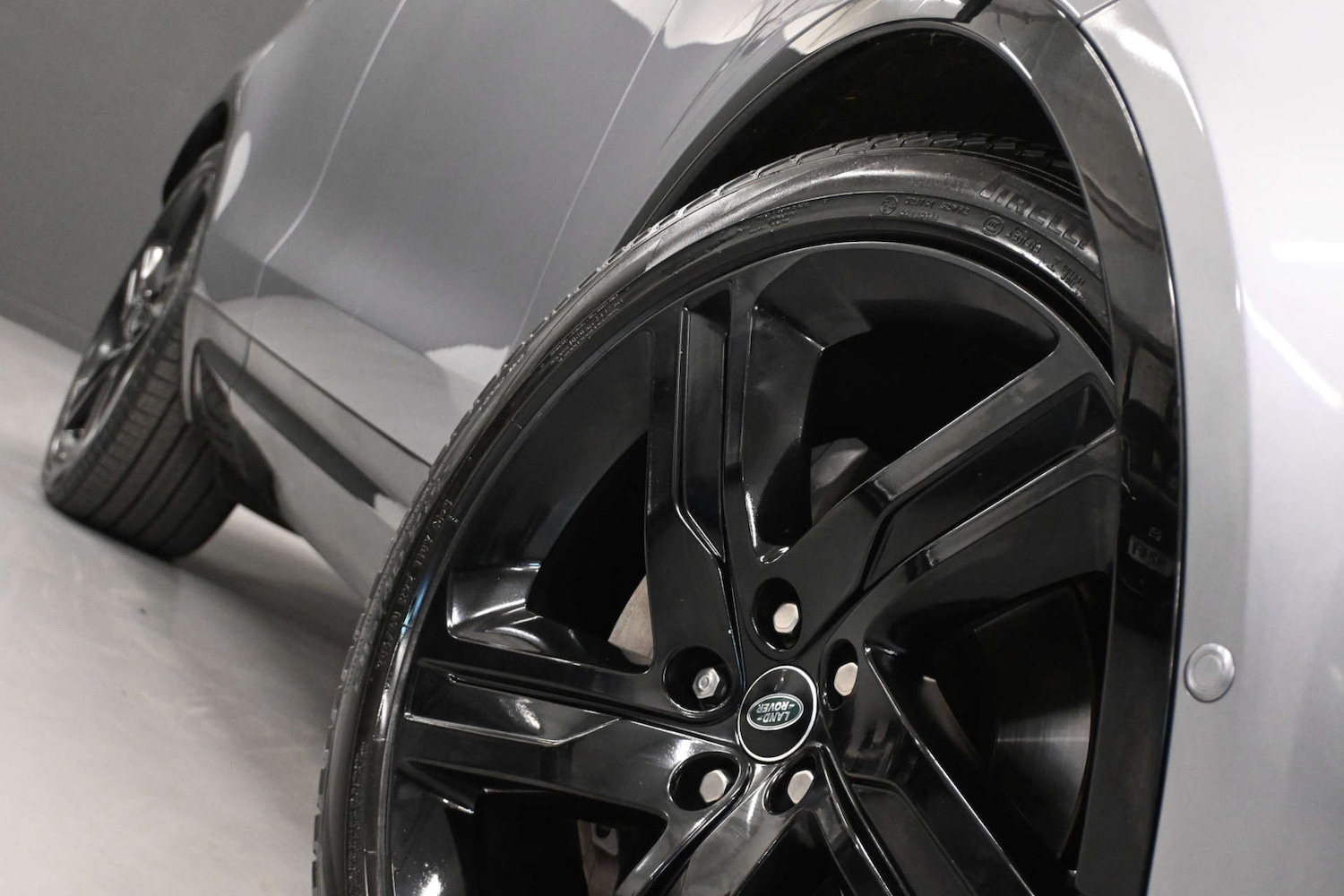 Used Land Rover Discovery 2021 for sale - 76710474: Photo 7