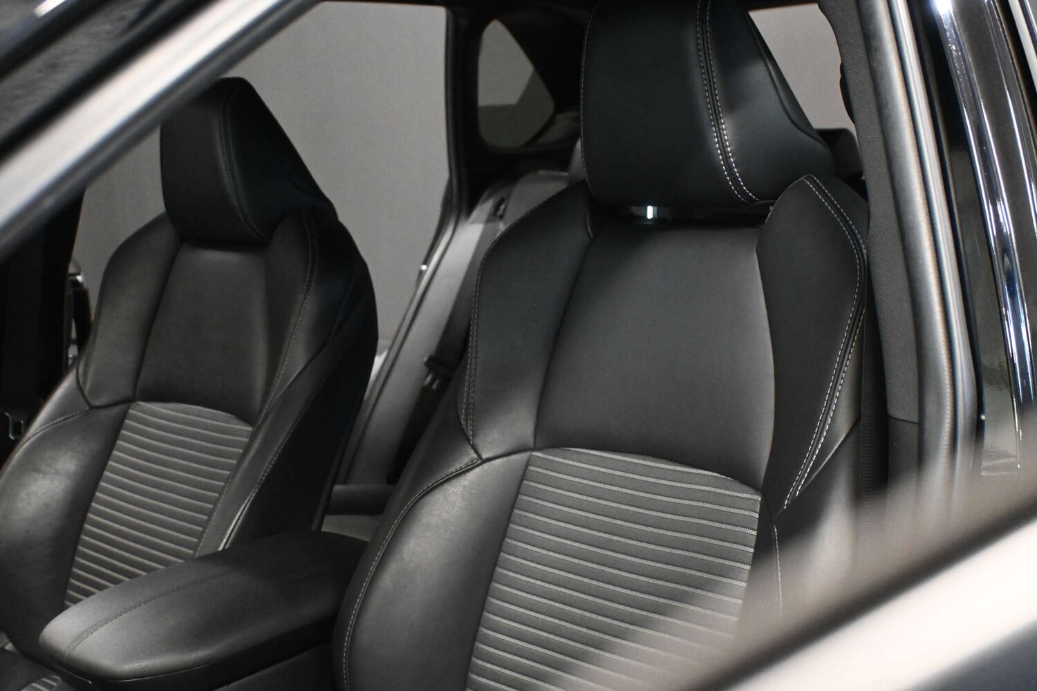 Used Toyota RAV4 2021 for sale - 78112470: Photo 18