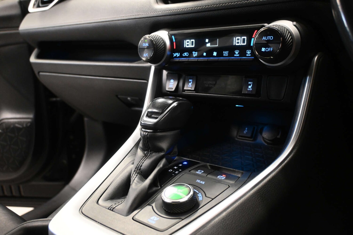 Used Toyota RAV4 2021 for sale - 78112470: Photo 23