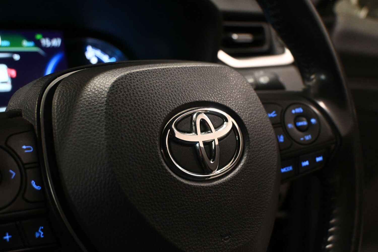 Used Toyota RAV4 2021 for sale - 78112470: Photo 44