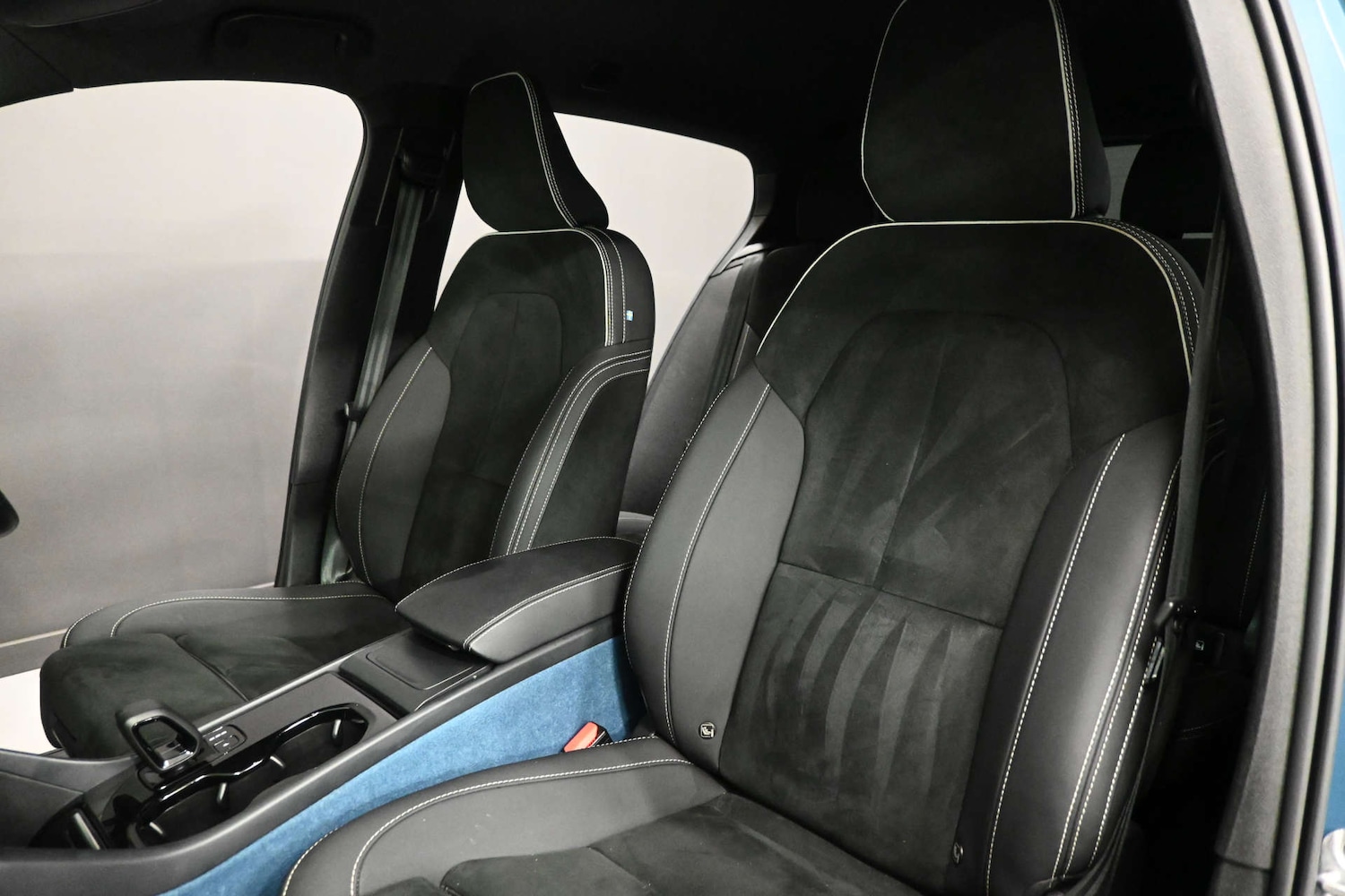 Used Volvo XC40 2022 for sale - 77617118: Photo 15