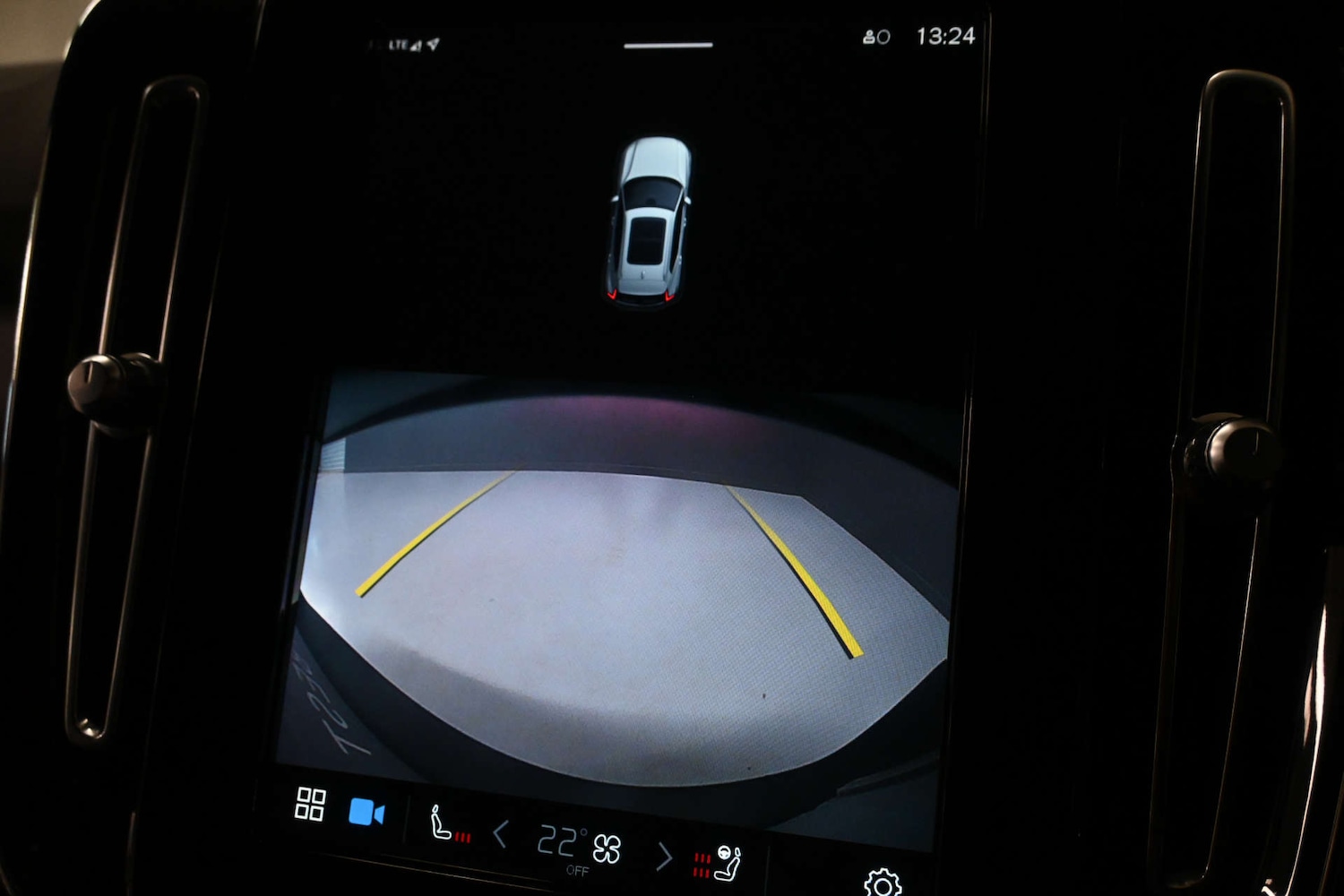 Used Volvo XC40 2022 for sale - 77617118: Photo 21