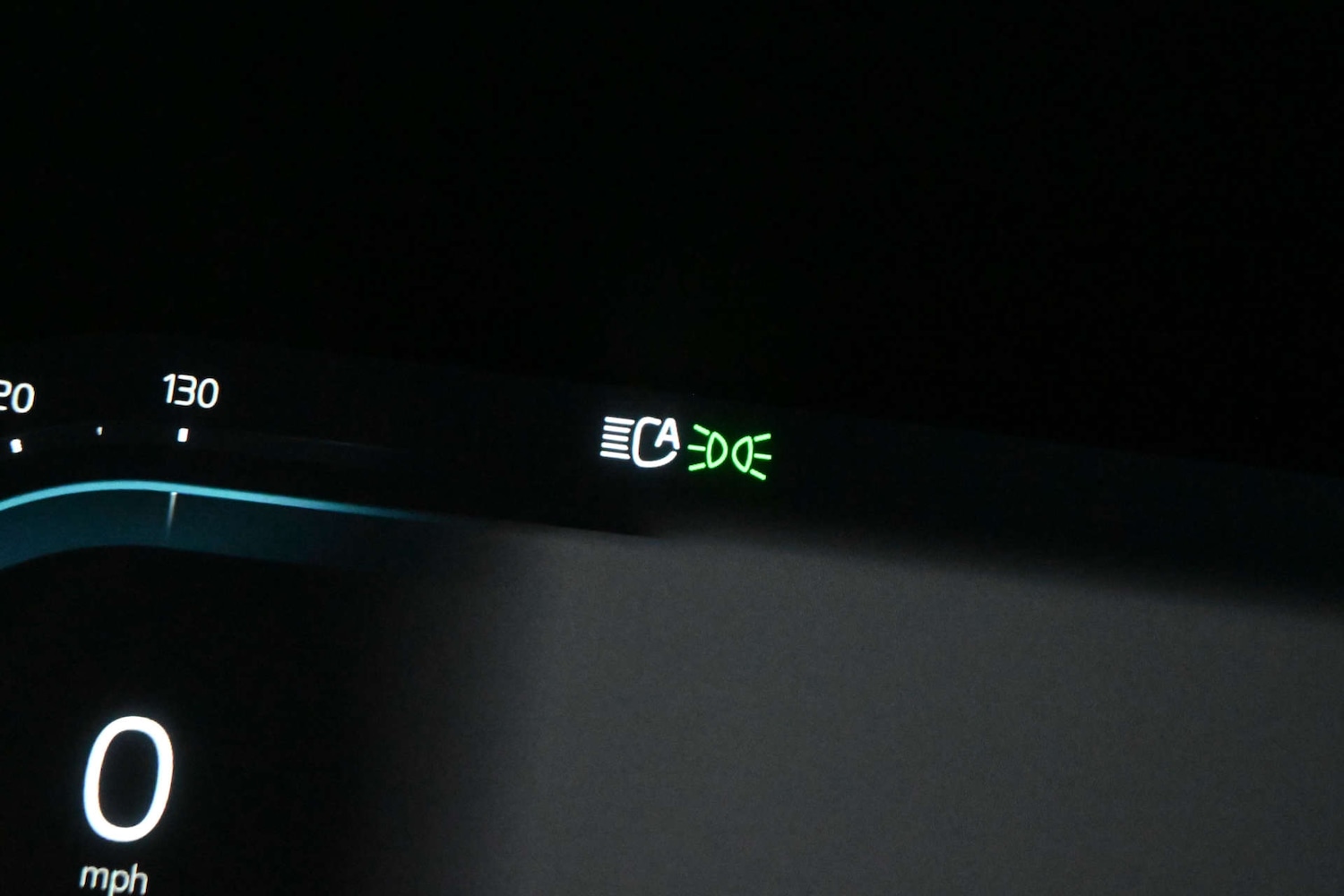 Used Volvo XC40 2022 for sale - 77617118: Photo 32