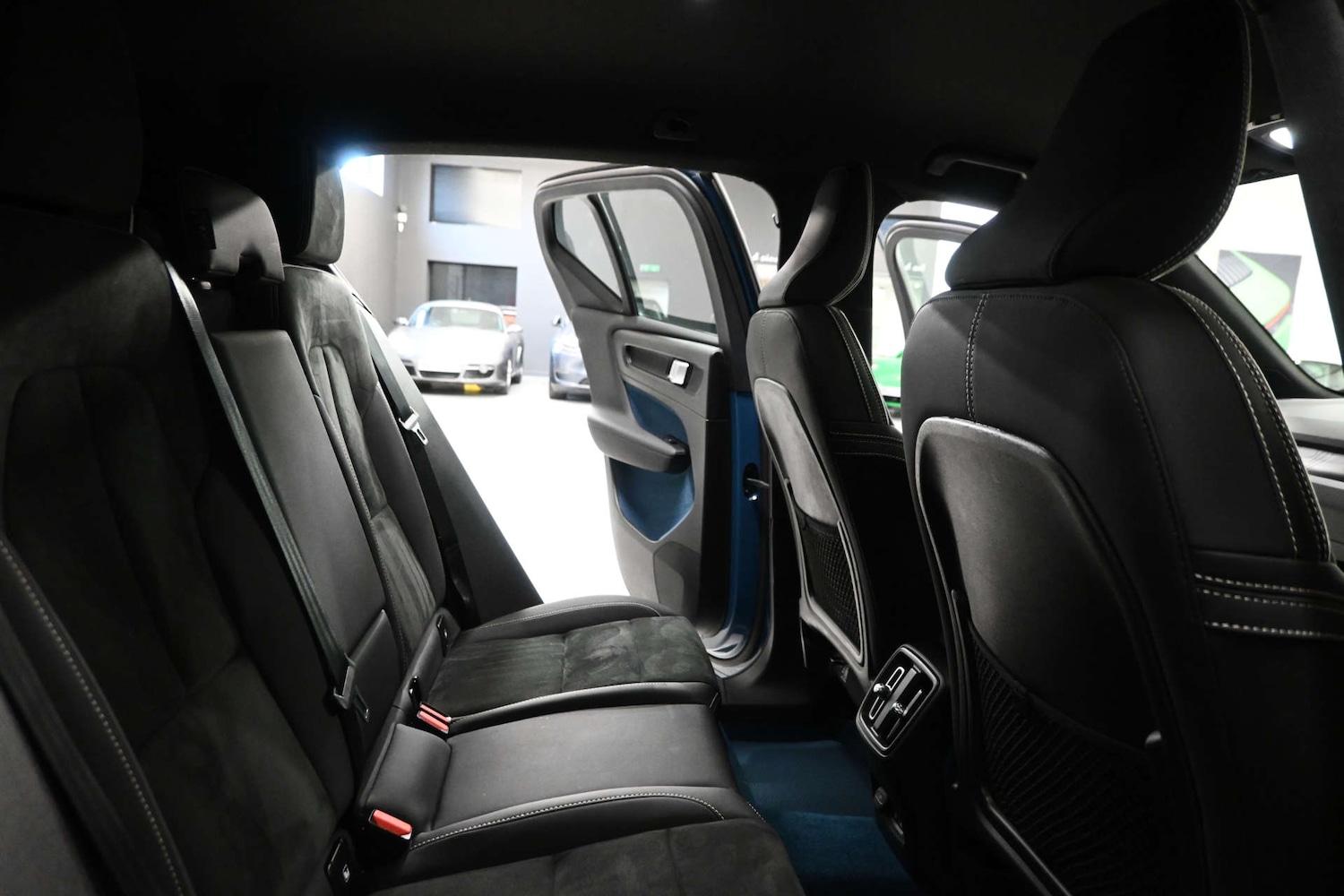 Used Volvo XC40 2022 for sale - 77617118: Photo 51