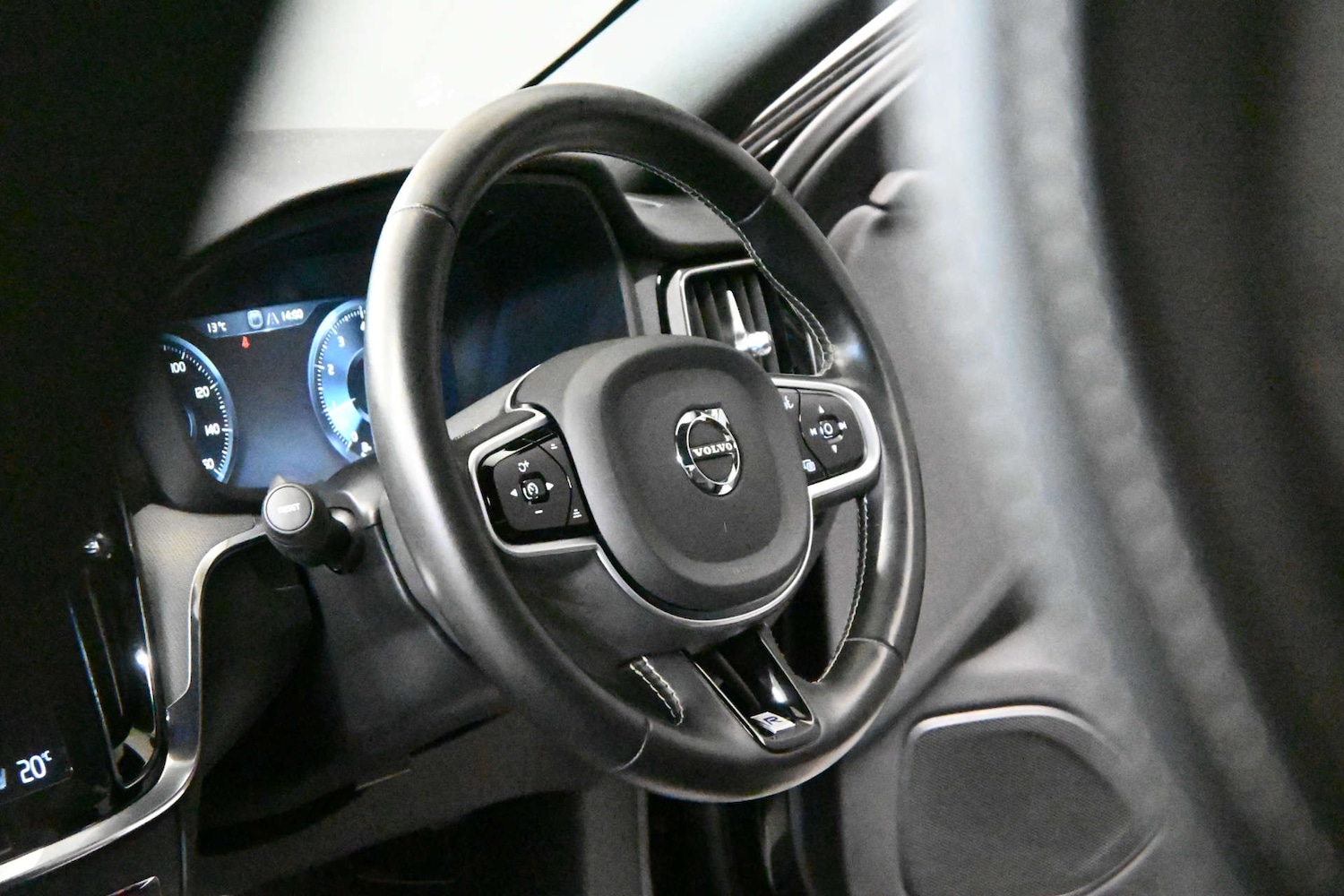 Used Volvo S60 2020 for sale - 77664943: Photo 4