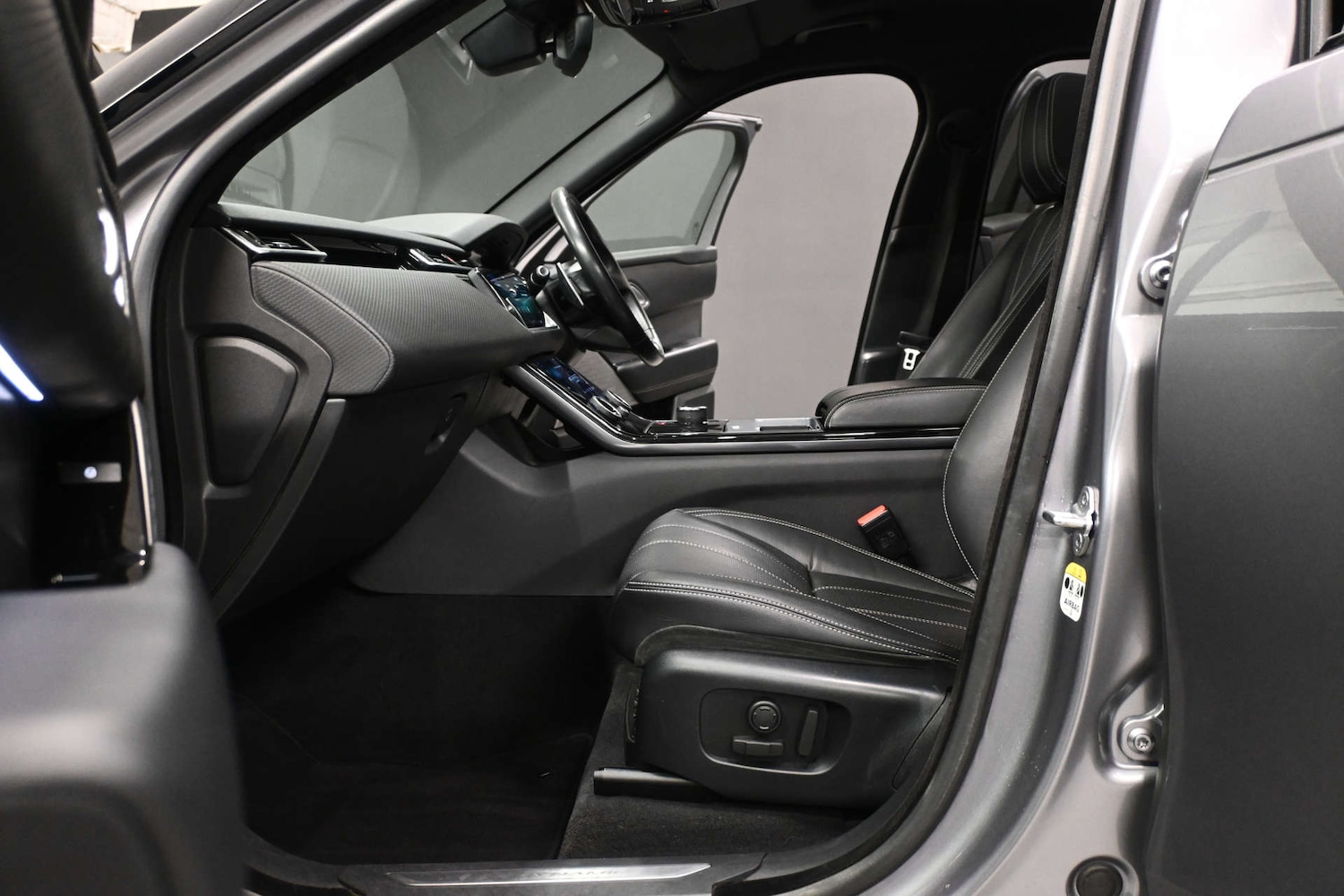 Used Land Rover Range Rover Velar 2020 for sale - 77370974: Photo 45