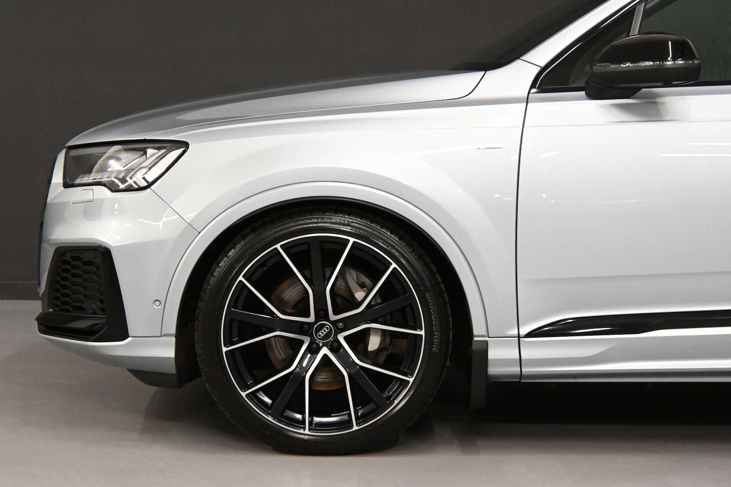 Used Audi Q7 2023 for sale - 76765024: Photo 12