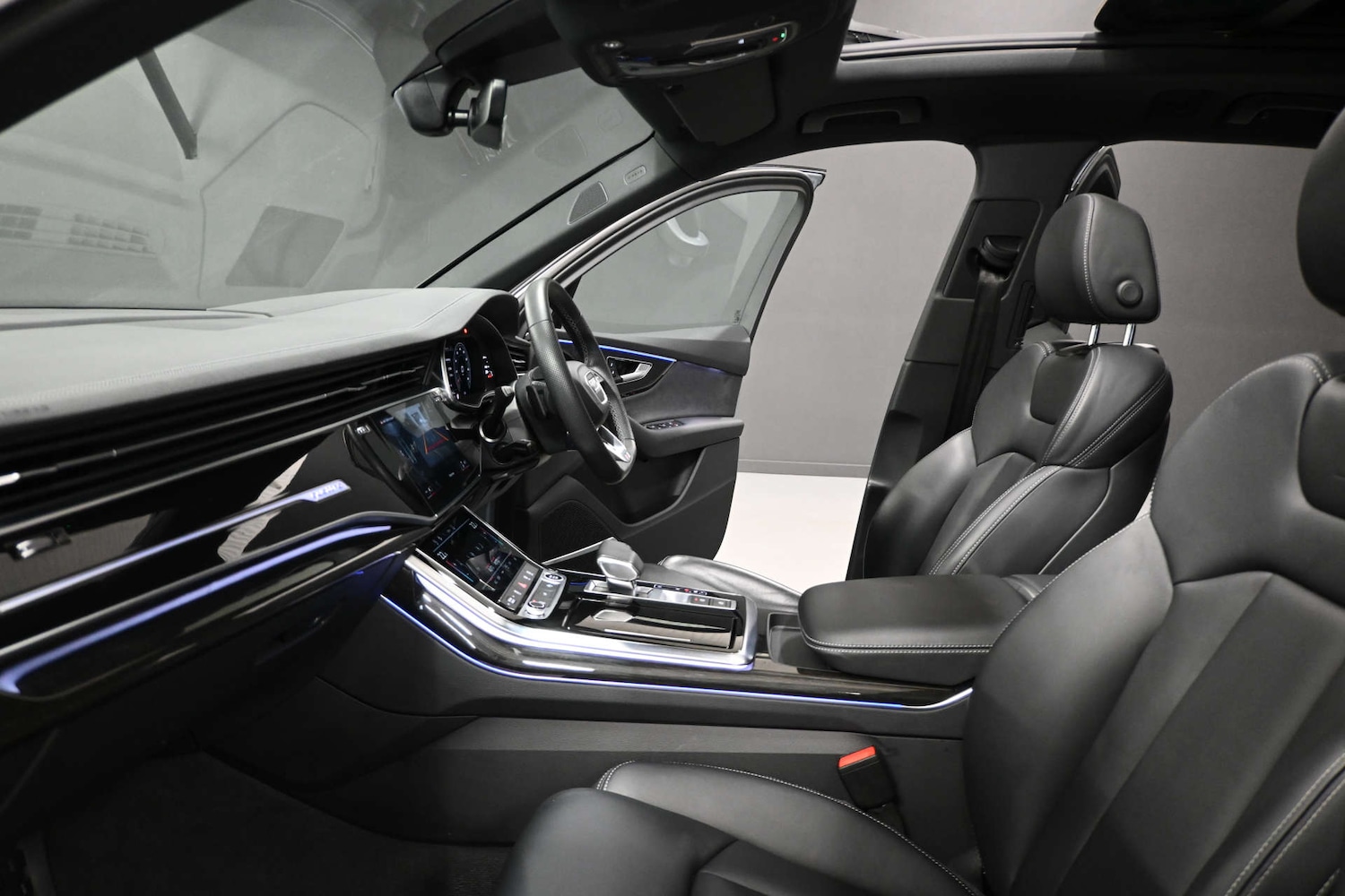 Used Audi Q7 2023 for sale - 76765024: Photo 16