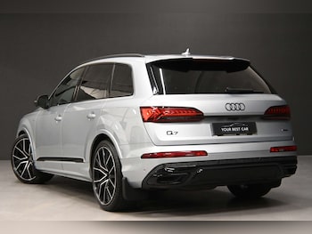 Used Audi Q7 2023 for sale - 76765024: Photo