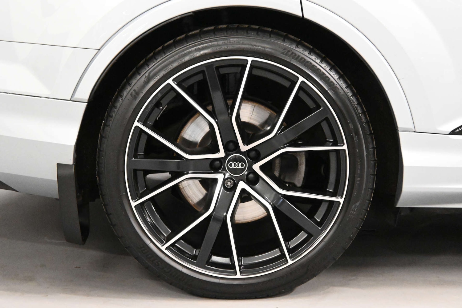 Used Audi Q7 2023 for sale - 76765024: Photo 51