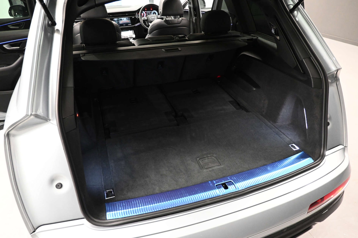 Used Audi Q7 2023 for sale - 76765024: Photo 74