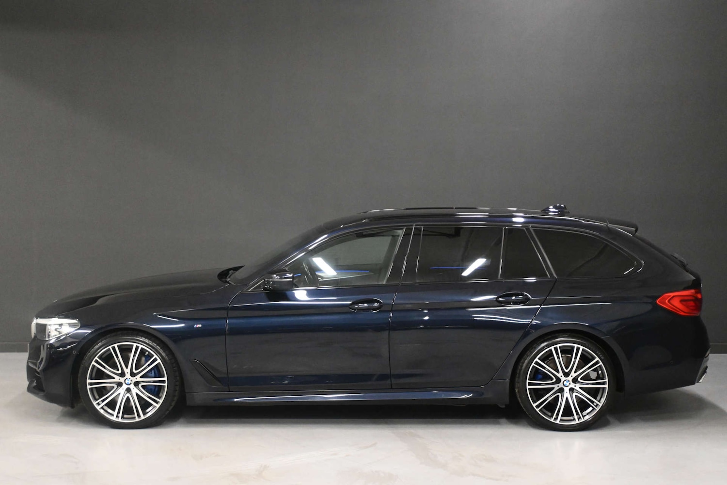 Used BMW 5 Series 2019 for sale - 76829971: Photo 32