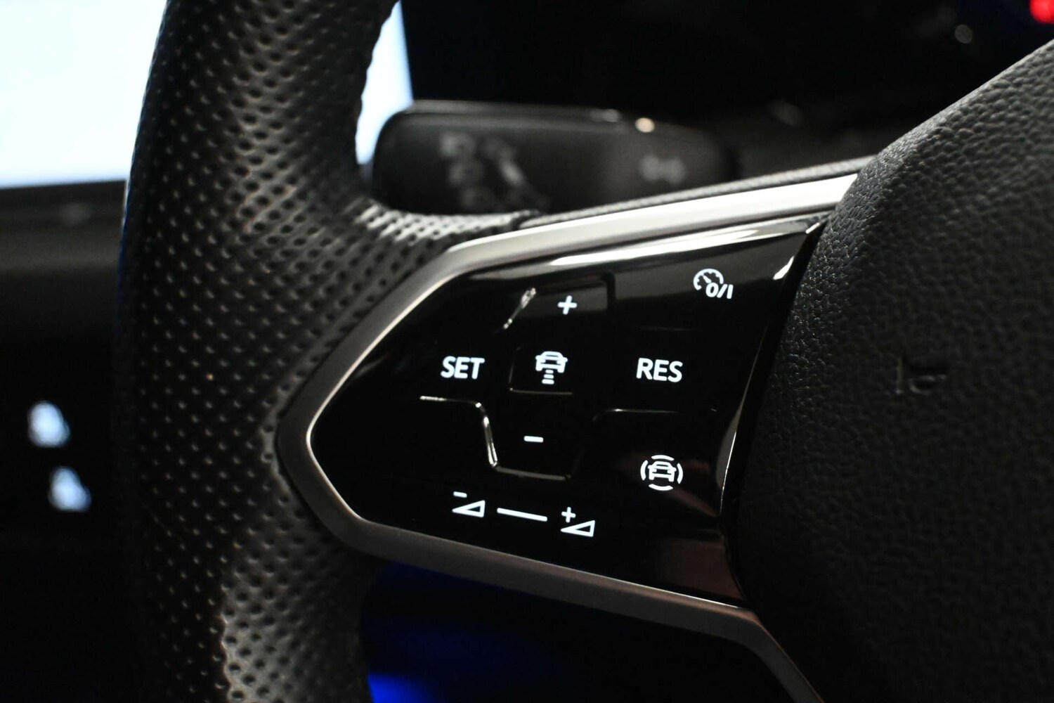 Used Volkswagen Golf 2022 for sale - 77087317: Photo 40