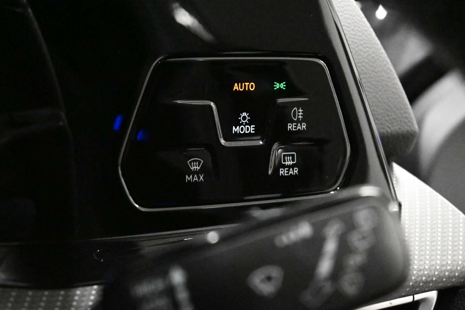 Used Volkswagen Golf 2022 for sale - 77087317: Photo 42