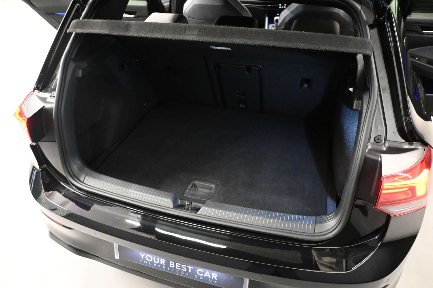 Used Volkswagen Golf 2022 for sale - 77087317: Photo 44