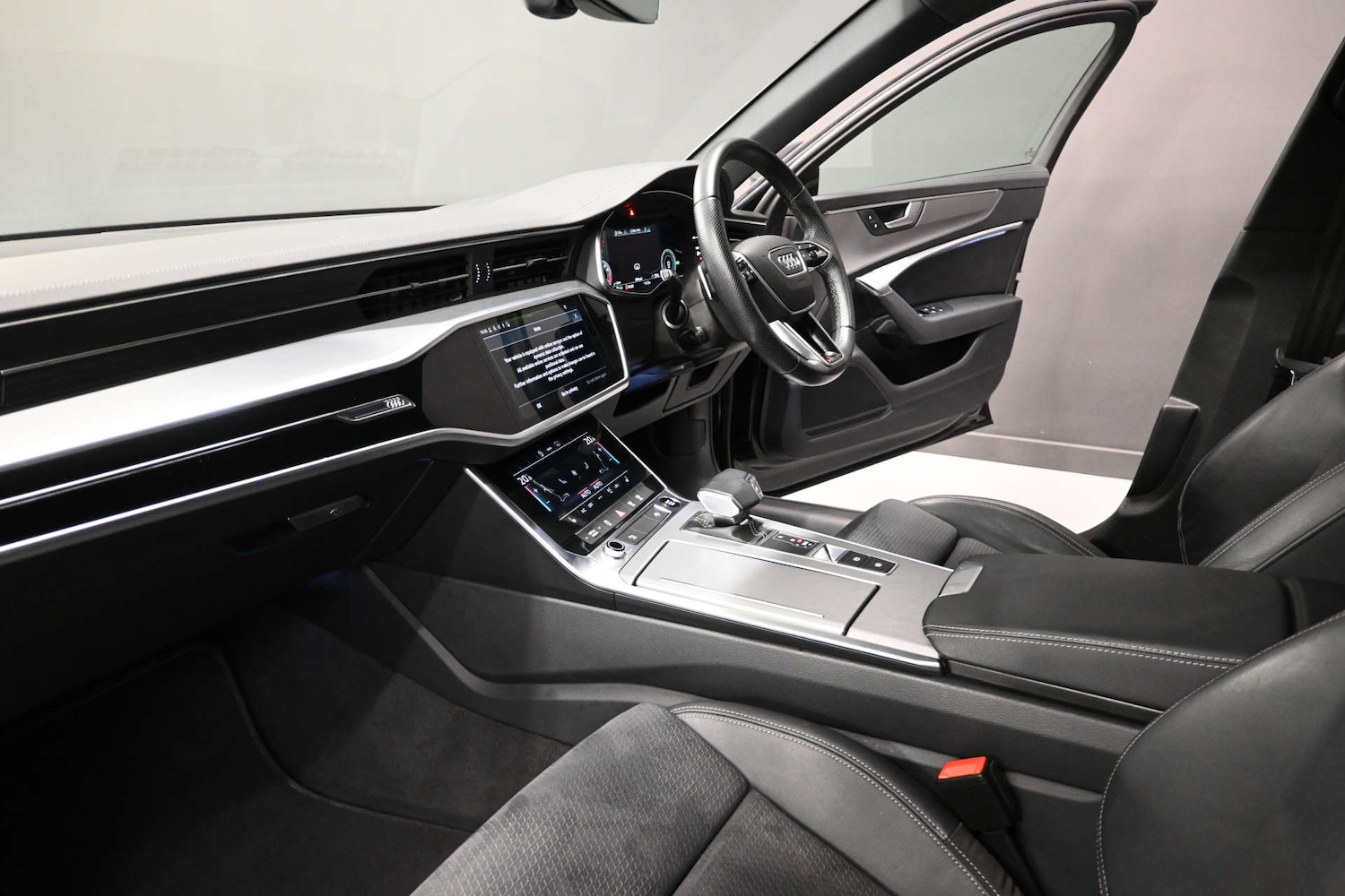 Used Audi A6 2021 for sale - 76710460: Photo 30