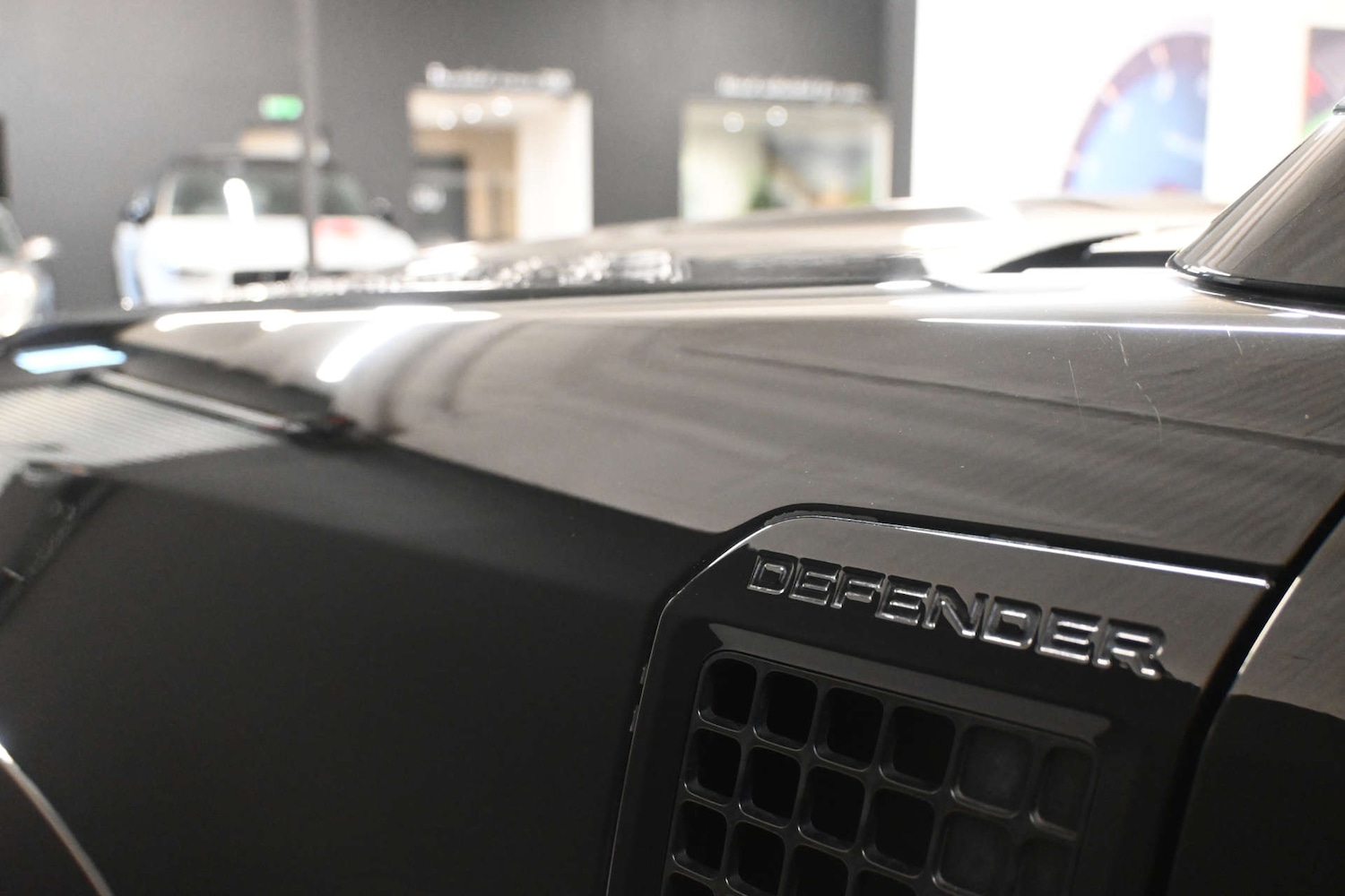 Used Land Rover Defender 2023 for sale - 77632197: Photo 34