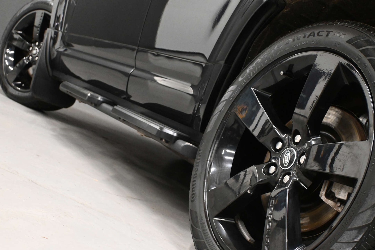 Used Land Rover Defender 2023 for sale - 77632197: Photo 36