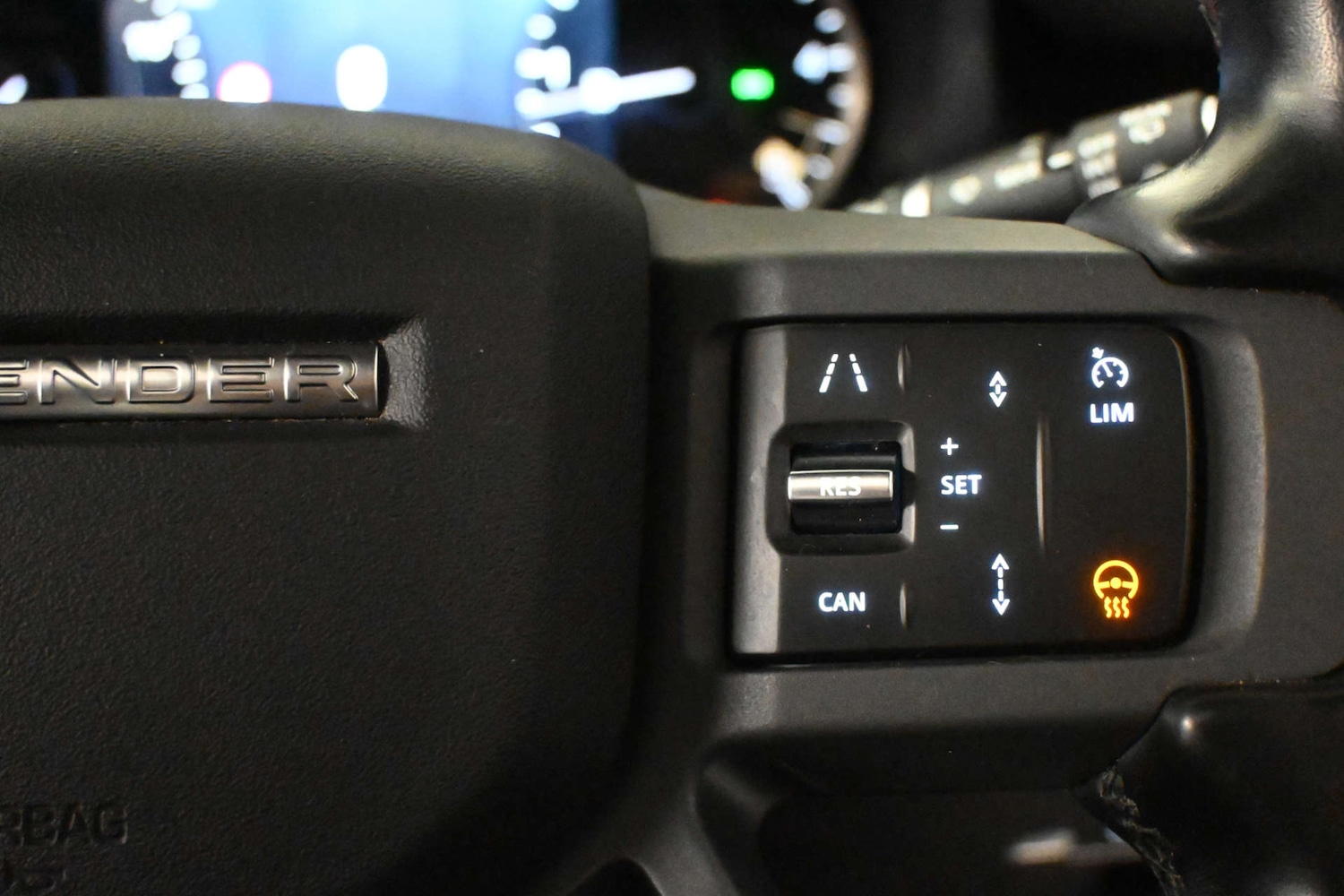 Used Land Rover Defender 2023 for sale - 77632197: Photo 38