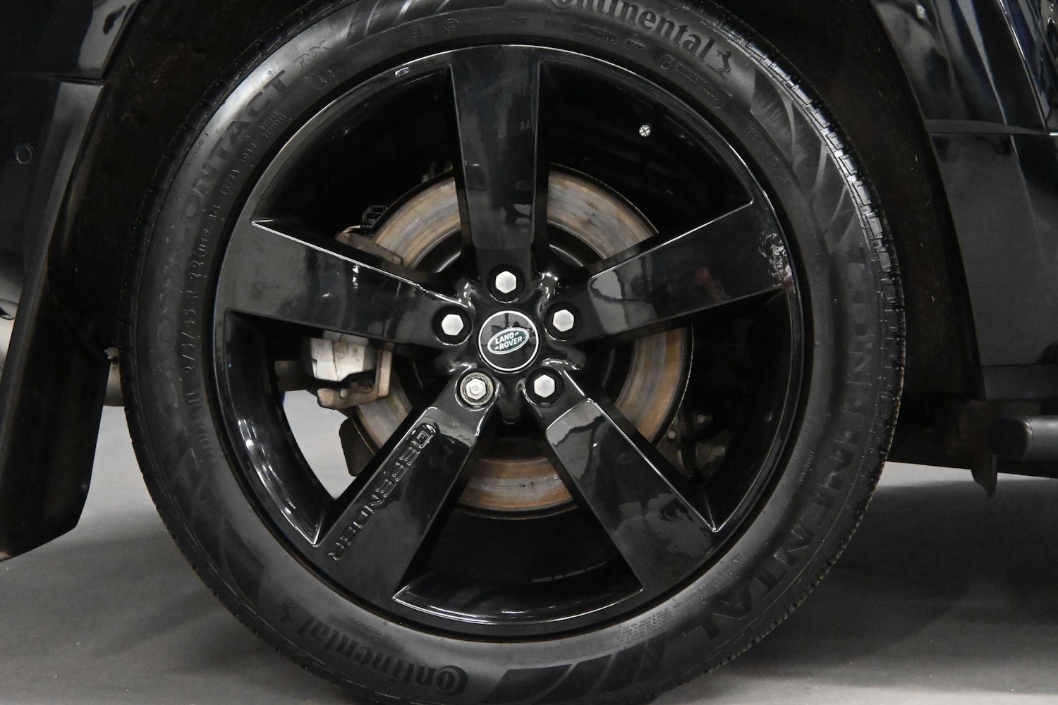 Used Land Rover Defender 2023 for sale - 77632197: Photo 54