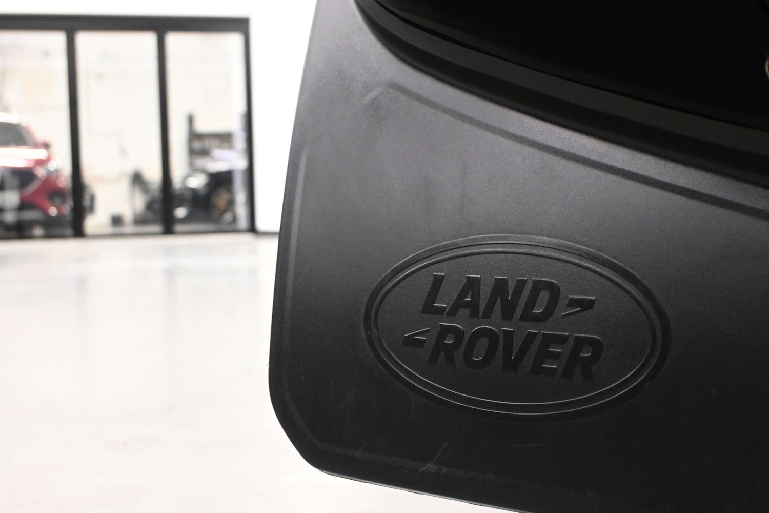 Used Land Rover Defender 2023 for sale - 77632197: Photo 58