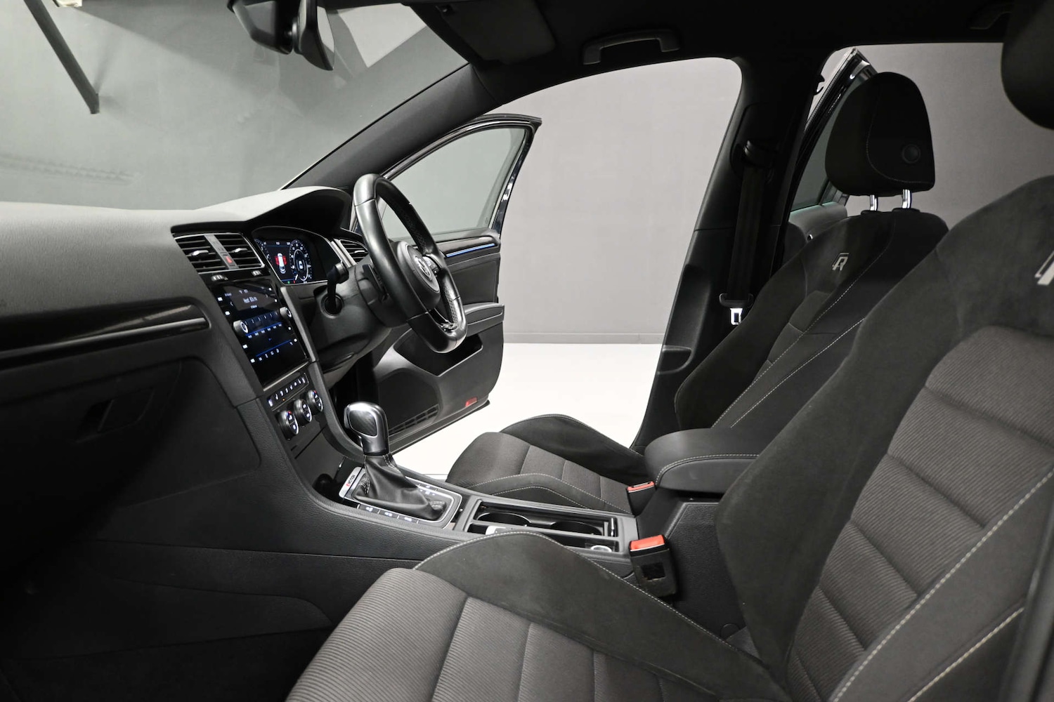 Used Volkswagen Golf 2019 for sale - 76710464: Photo 16