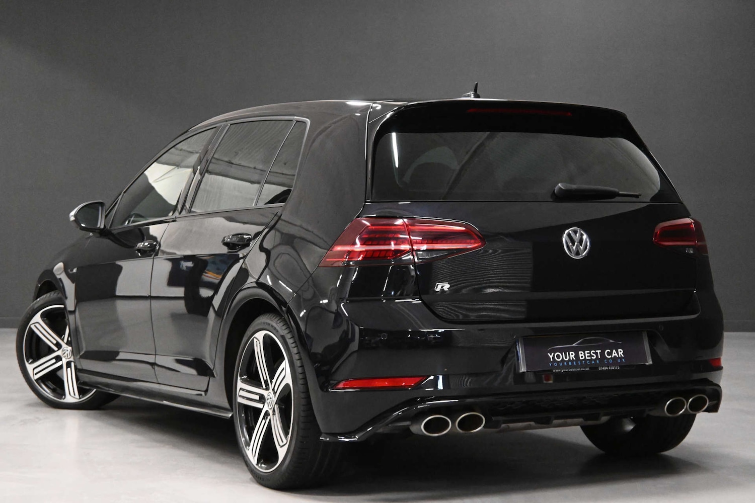 Used Volkswagen Golf 2019 for sale - 76710464: Photo 2
