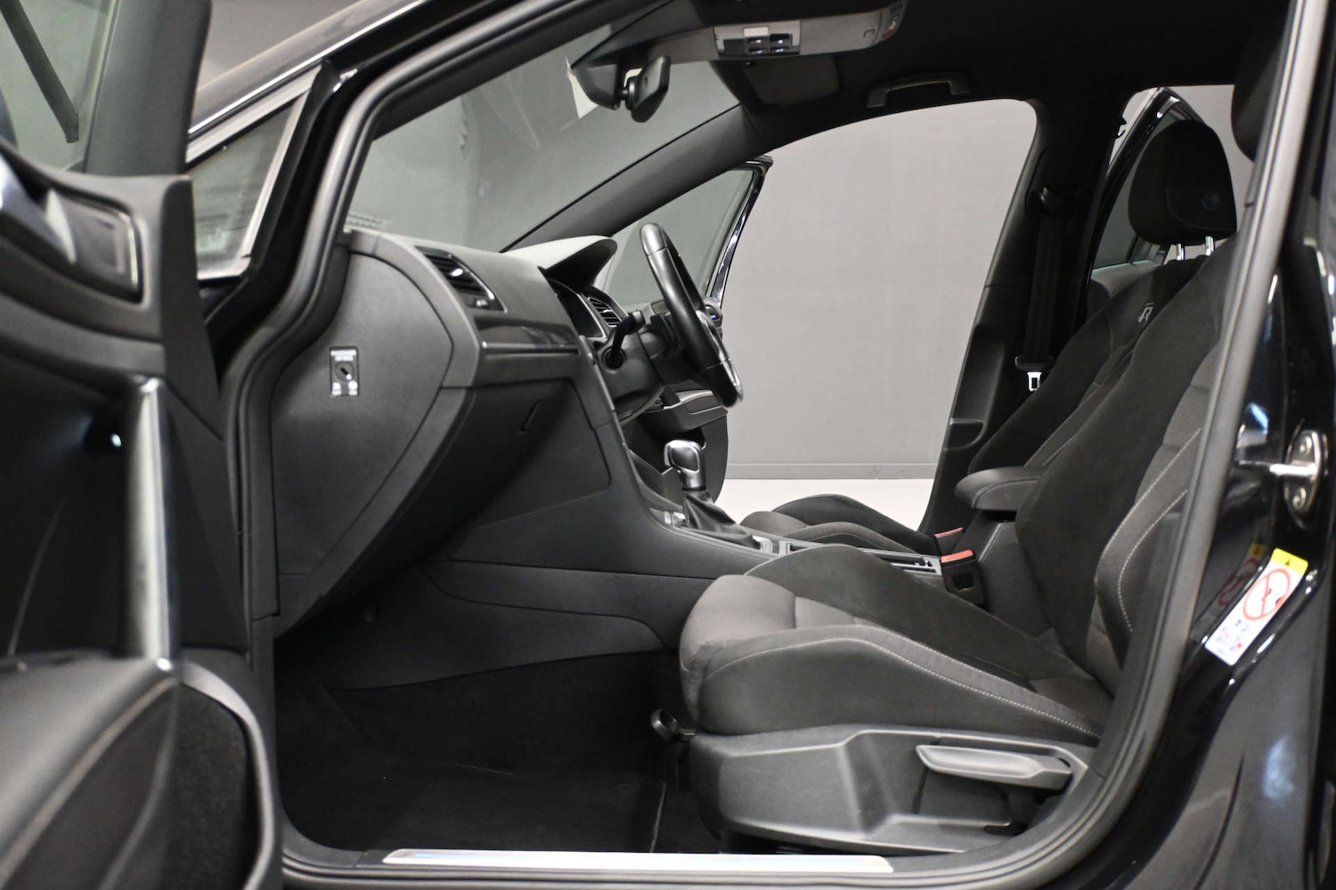 Used Volkswagen Golf 2019 for sale - 76710464: Photo 21