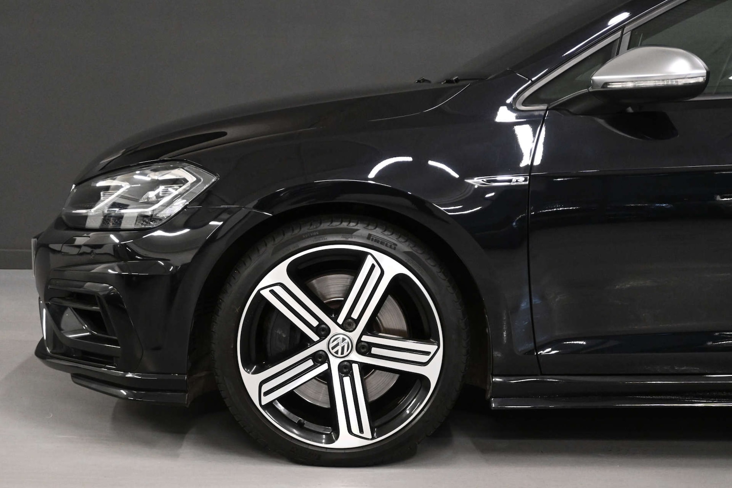 Used Volkswagen Golf 2019 for sale - 76710464: Photo 24