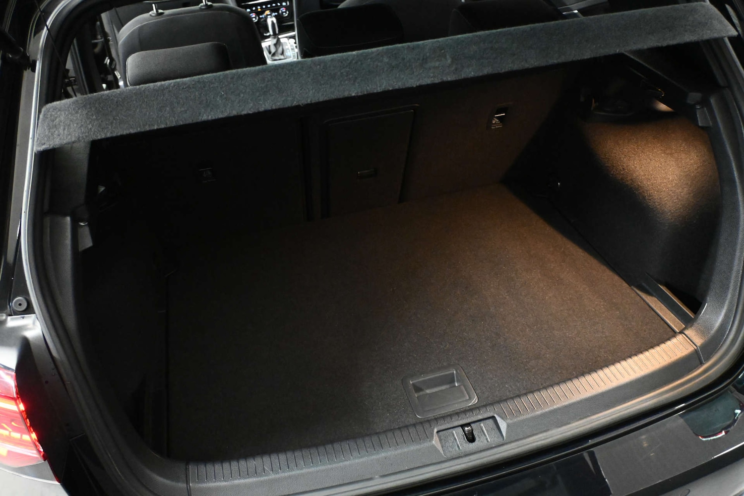 Used Volkswagen Golf 2019 for sale - 76710464: Photo 53