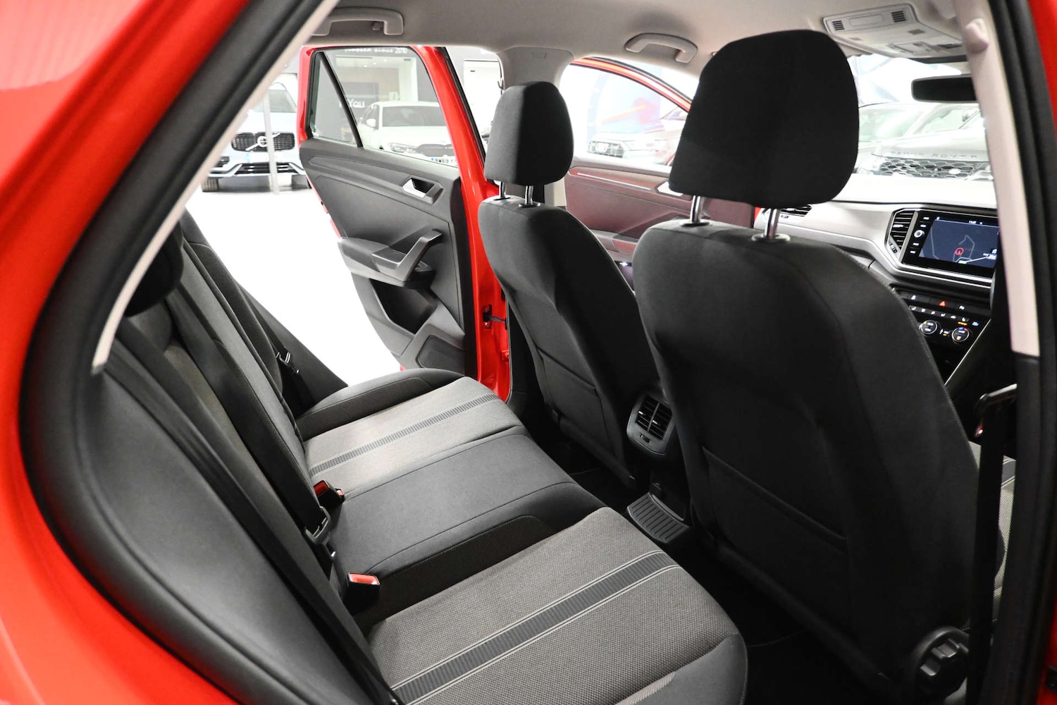 Used Volkswagen T-Roc 2018 for sale - 76739821: Photo 15