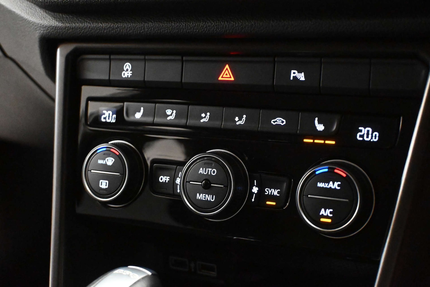 Used Volkswagen T-Roc 2018 for sale - 76739821: Photo 35