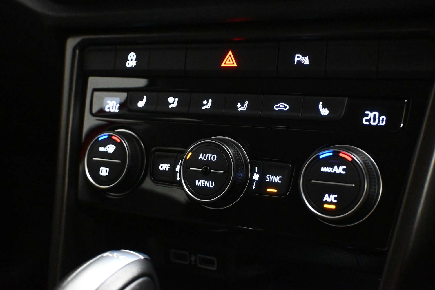 Used Volkswagen T-Roc 2018 for sale - 76739821: Photo 59