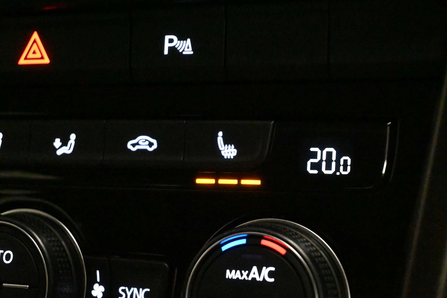 Used Volkswagen T-Roc 2018 for sale - 76739821: Photo 8